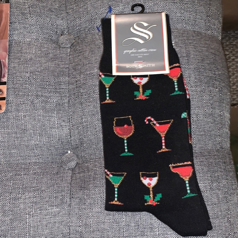 Black Cocktail Pattern Men's Socks
4/$20